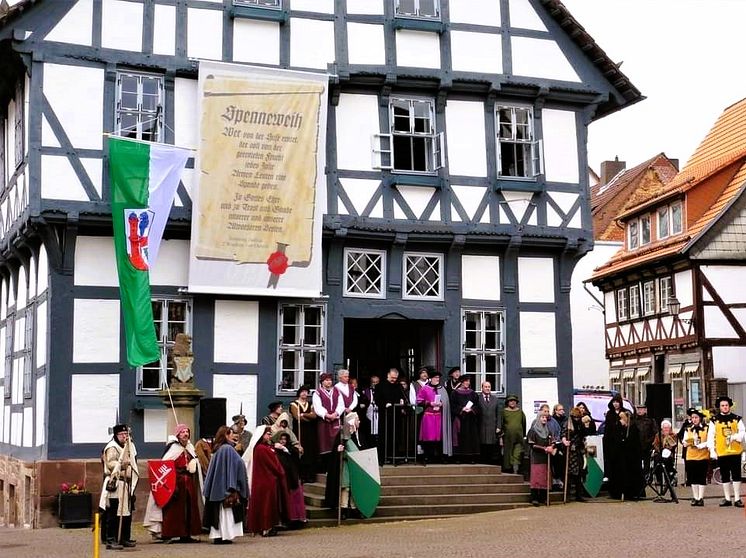 Spenneweih in Uslar.jpg
