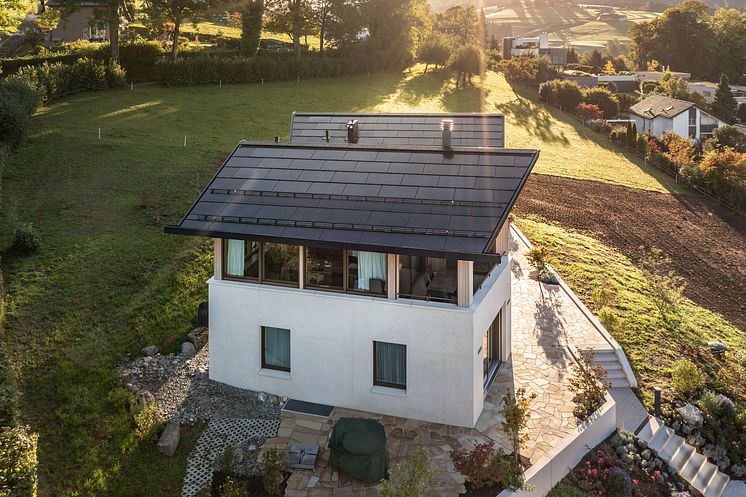 Swisspearl Roof Lap solcell ocg fibercementtak