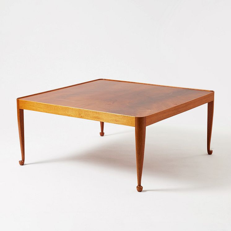Soffbord "Diplomat" av Josef Frank