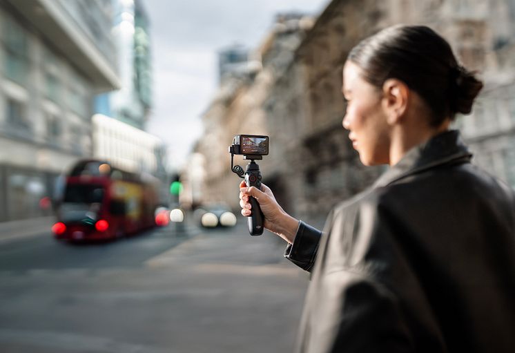 Osmo Action 5 Pro_Outdoor KV_Vlogging_vlog.jpg