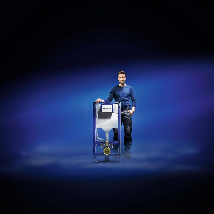 2025 Duofix Hero key visual frontal with Installer V1 no PCB.jpg