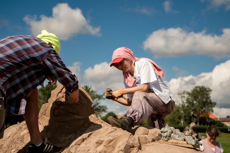 Skulptörerna Piotr Boron & Lucyna Kujawa