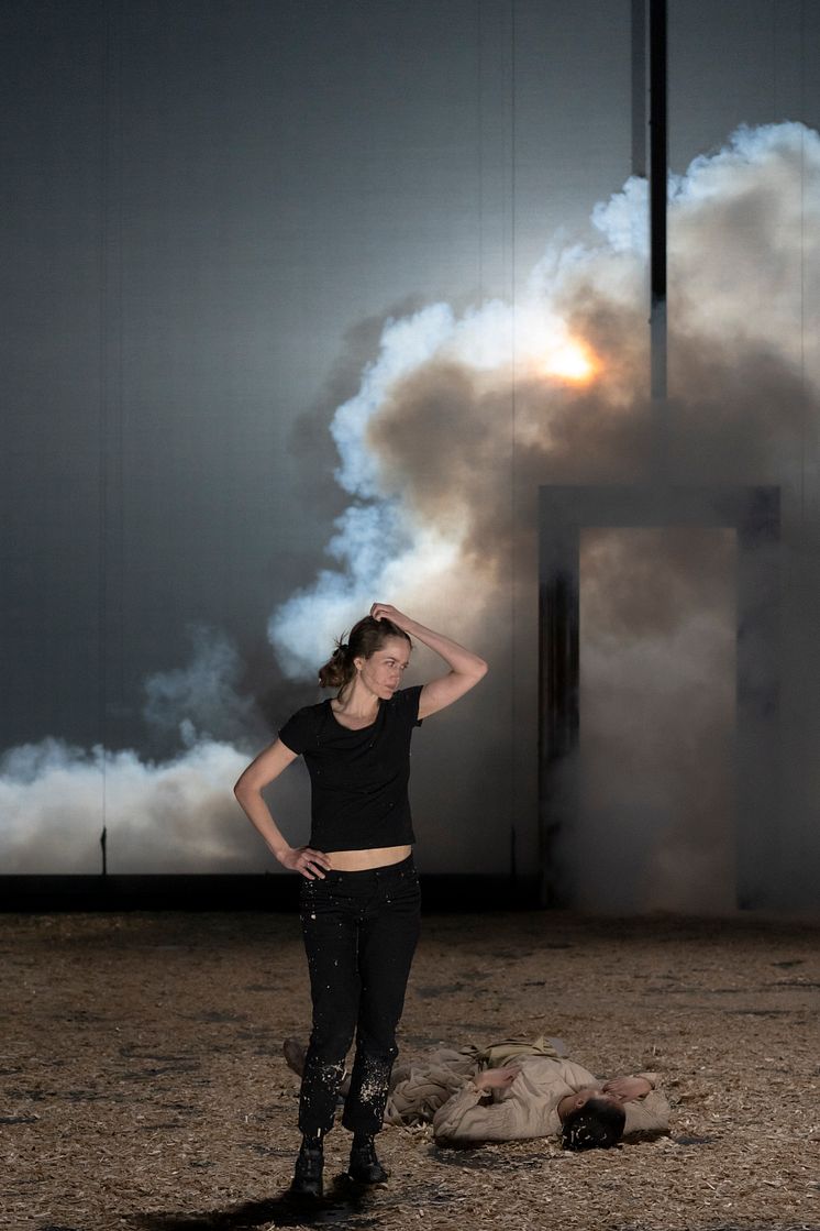 Framsyningsfoto, Lady Macbeth