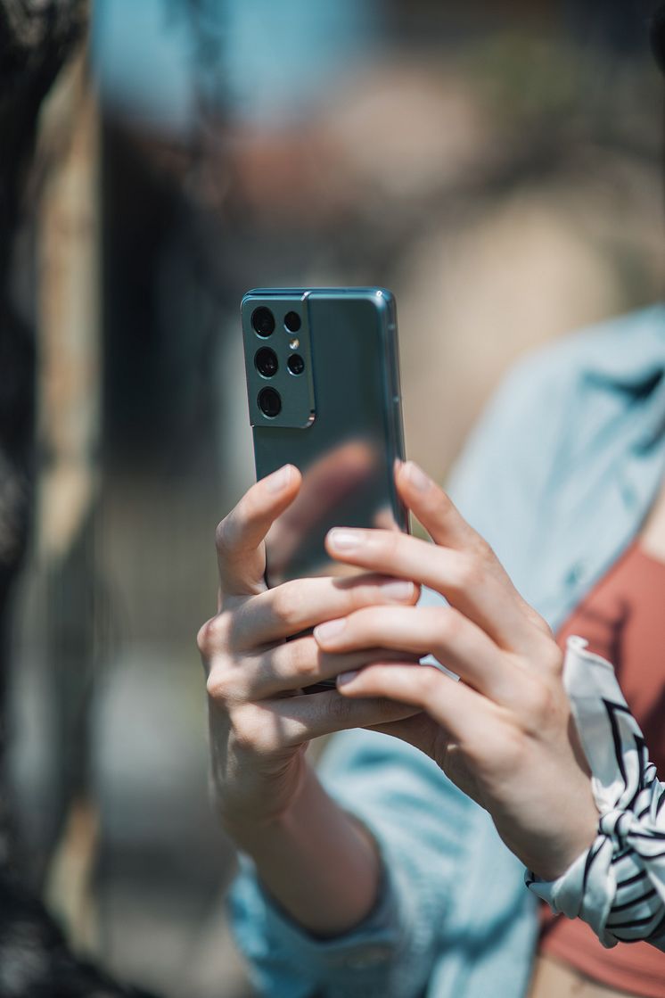 sommar_mobiltelefon_refurbed