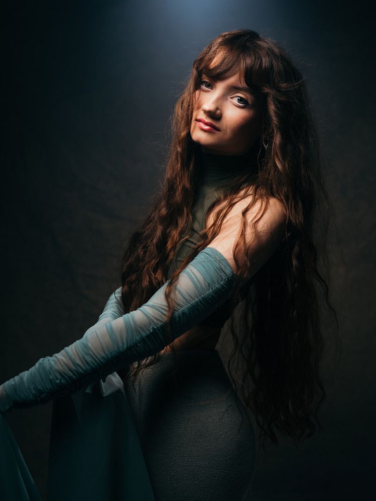 Nomi Tales.Pressbild.Fotograf.Lukas Meijer.jpg