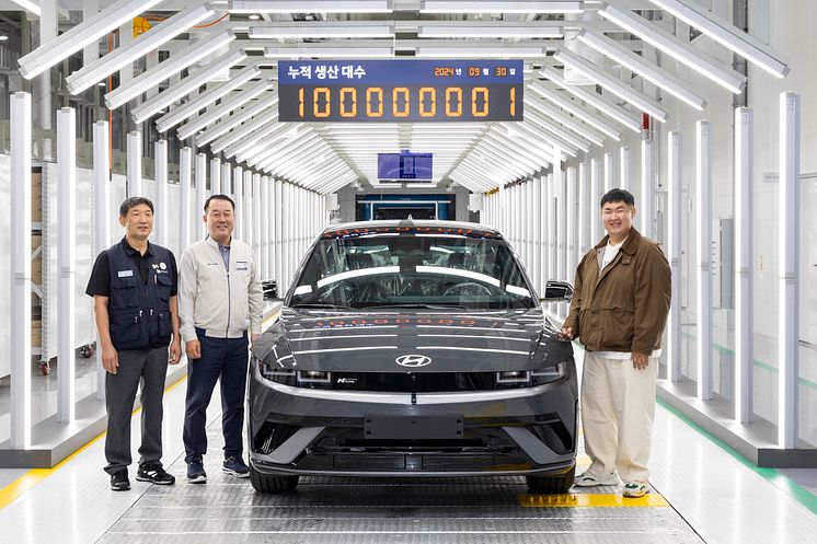 (Image 3) Hyundai Motor Achieves 100M Units Global Production.jpg