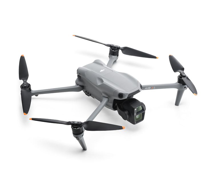 DJI Air 3S_unfolded_with propellers and battery inserted.jpg