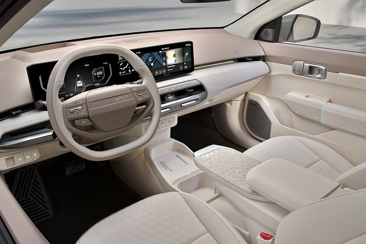 kia-ev4-sedane-baseline-int-static-print-3600x2400-3.jpg