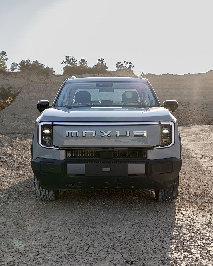 240828_eTerron 9_ offroad_front 2_1080x1350.jpg