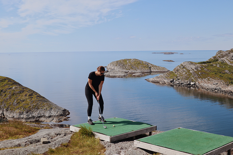 Sea Golf, Lovund