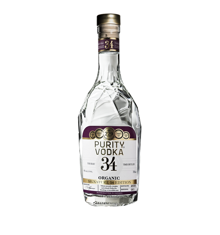 Vodka_34x_Signature_Edition_700ml_Trsp.png