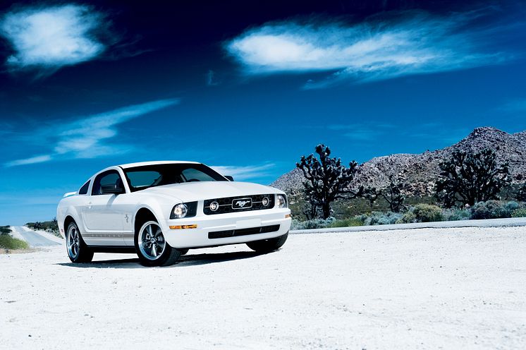 2006-Gen5-FordMustang.jpg