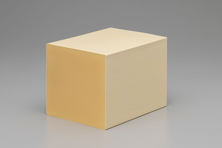 NGK_Honeycomb ceramics substrates.jpg