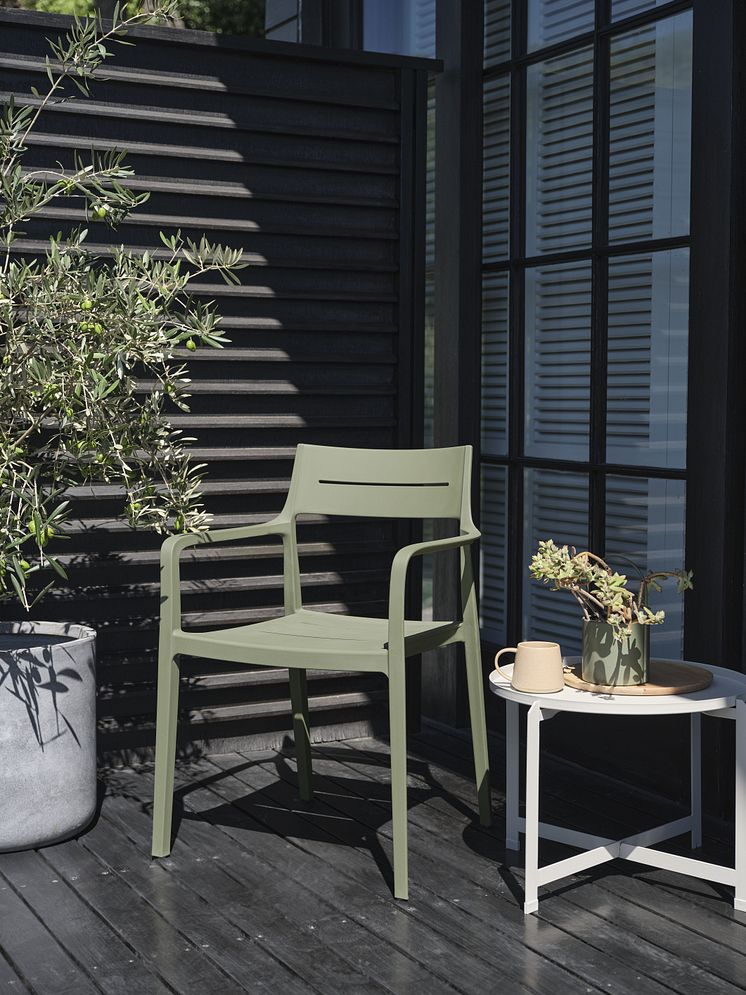 JYSK_Silla apilable INGSTRUP verde oliva_44,99€.jpg