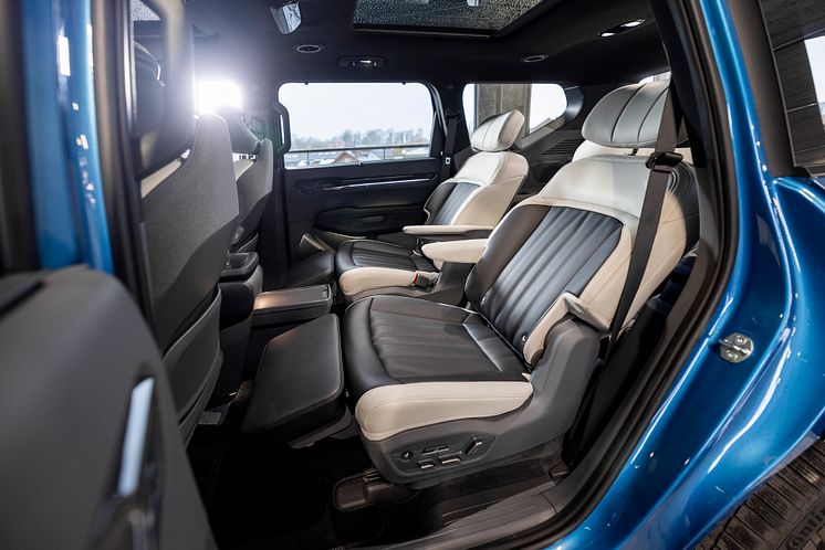 kia_ev9_7380.jpg