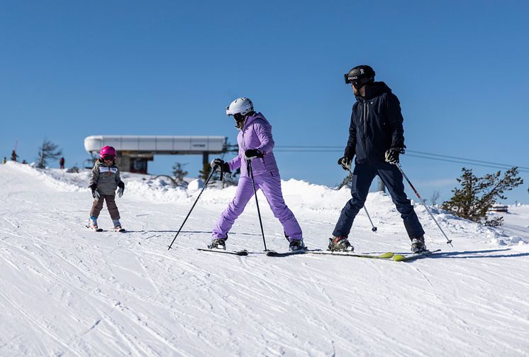 Skidåkning i Stöten