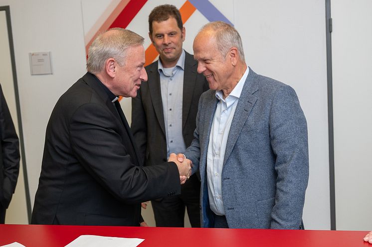 Wirkung kirchlicher Aktivitäten | Die katholische Kirche im Oldenburger Land unterstützt Forschungsvorhaben der Universität Vechta