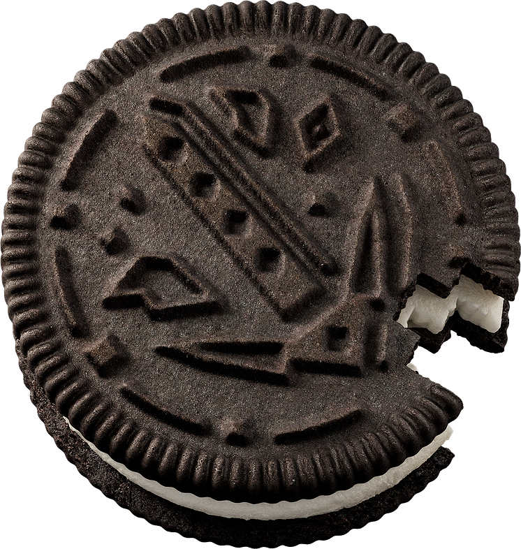 M240017_Oreo_IMC25_Minecraft_Cookies_ShiftedAxeBitten_Front_benszatm_5000x5000_v010 B.png