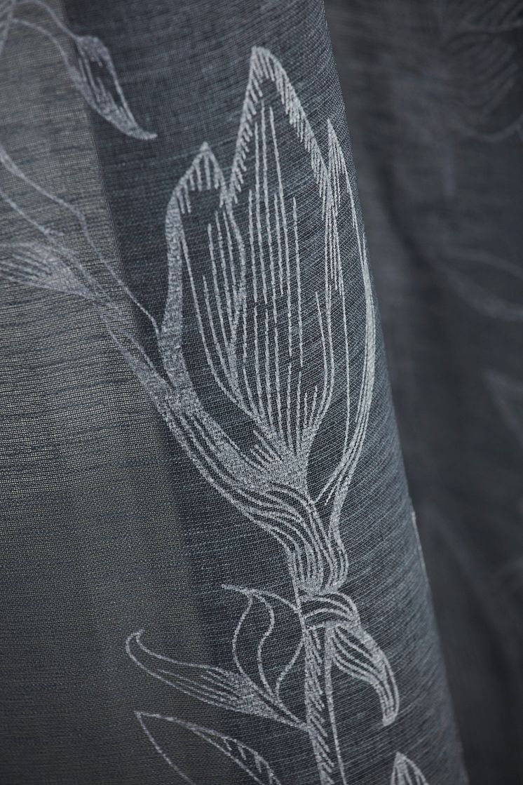 86658-03_2 Curtain Doris Magnolia closeup.jpg