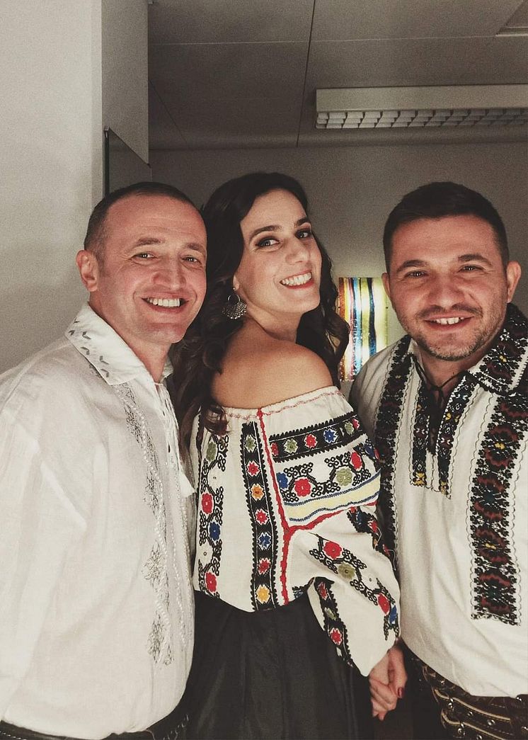 Cezar Cazanoi, Irina Sarbu si Anatol Cazanoi.jpg