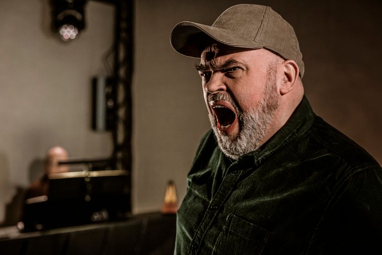Nattjagare_4_Riksteatern_Folkoperan_foto_Mats_Bäcker.jpg