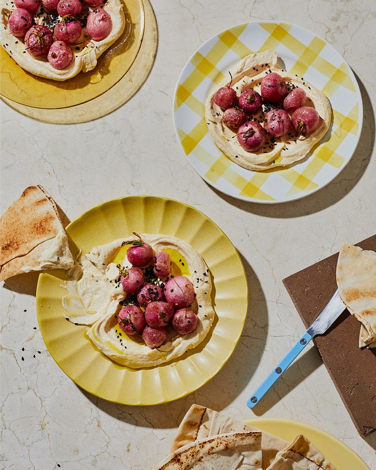 Sevan_Fr.Sverige_Hummus Gulärta_servering_194191_1080x1350_15.jpg