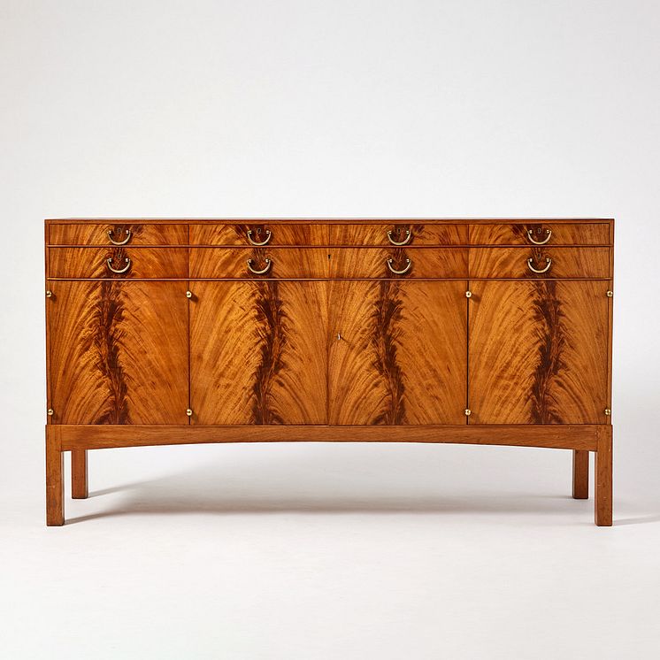 Sideboard av Josef Frank