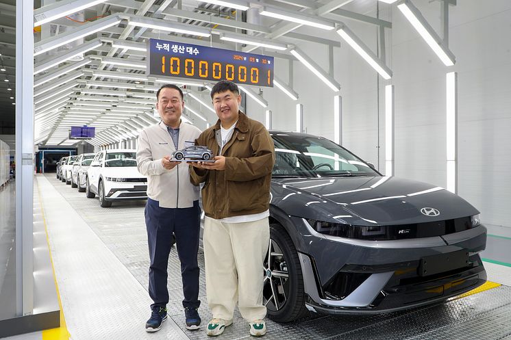 (Image 2) Hyundai Motor Achieves 100M Units Global Production.jpg