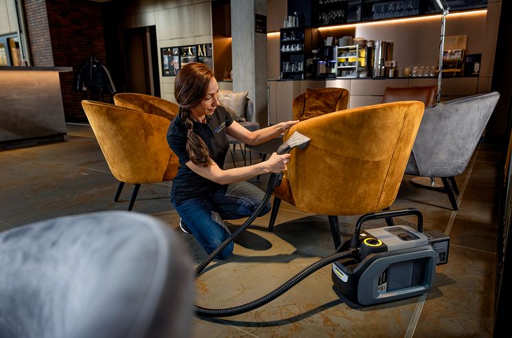 Kaercher_Puzzi_2_1_Bp_bsc_hotel_lobby_app.jpg