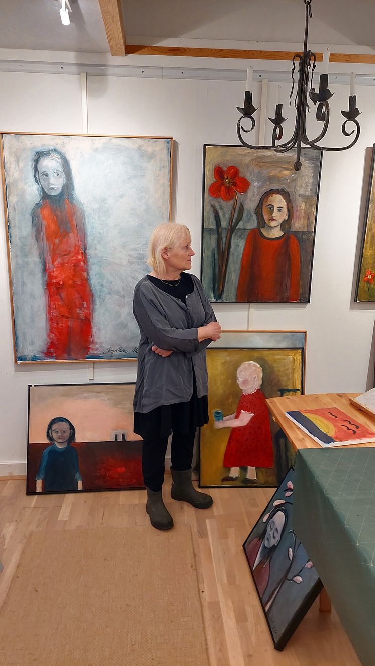 Ateljébild_Inga-Marie ahlgren. Foto Kjell Algren.jpg