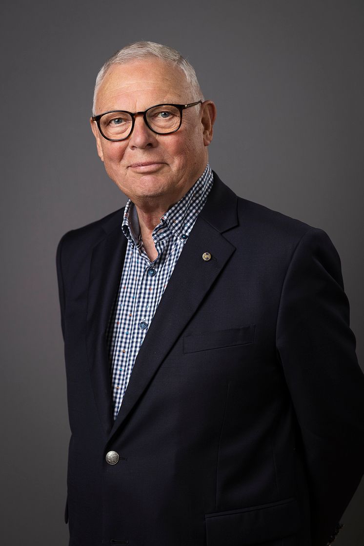 Benkt Kullgard (M)