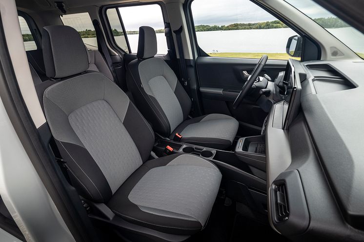 2024_FORD_E-Tourneo_Courier_26.jpg