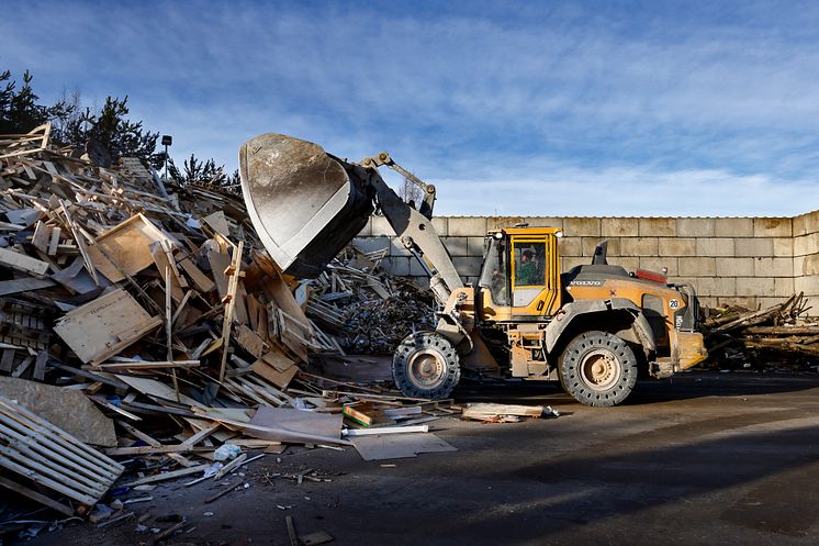 Volvo L120H hjullastare hos Sortera