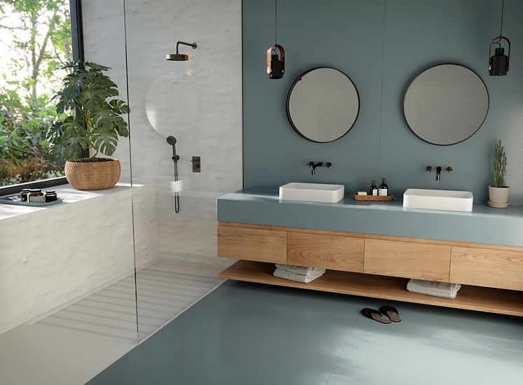 Silestone Sunlit Days Cala Blue_Bathroom.jpg