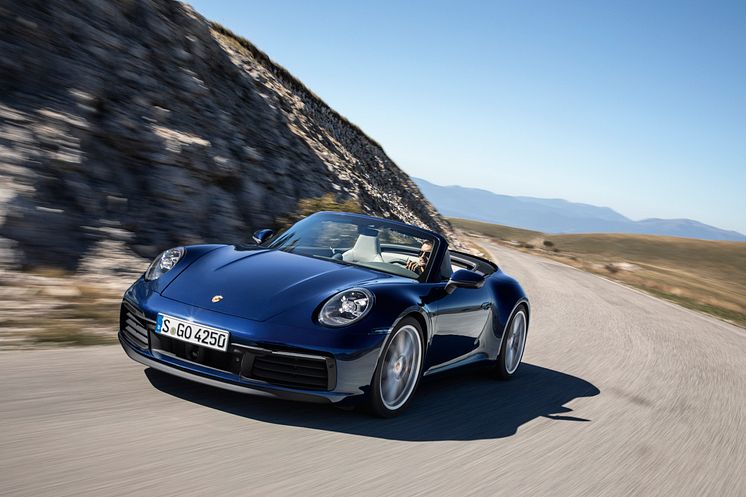 Porsche 911 Cabriolet_2