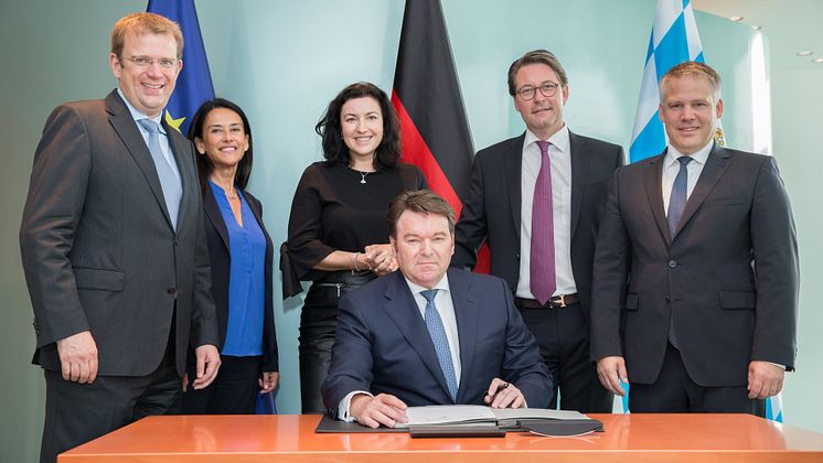 Reinhard Brandl (Medlem af Forbundsdagen), Grazia Vittadini (Airbus CTO), Dorothee Bär (Minister for Digitale Anliggender), Bram Schot (Midlertidig CEO for Audi AG), Andreas Scheuer (Transportminister), Christian Lösel (Borgmester i Ingolstadt)