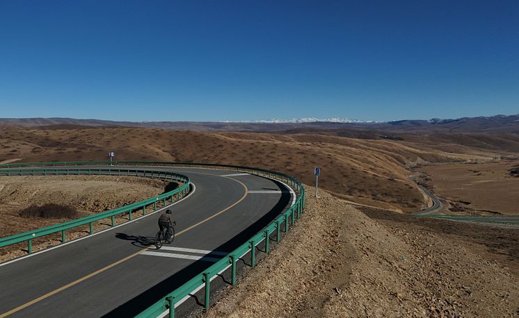 DJI FLIP_Product Samples_Road Cycling.JPG