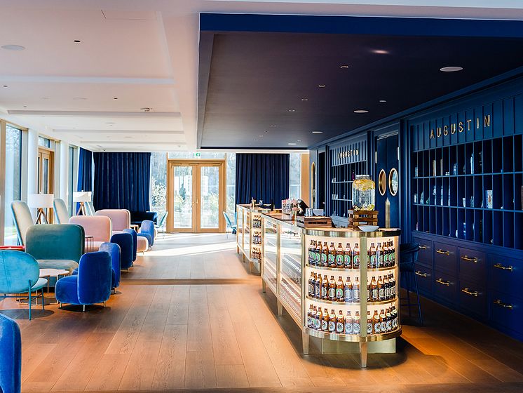 Lobby und Rezeption im Jugendhotel AUGUSTIN