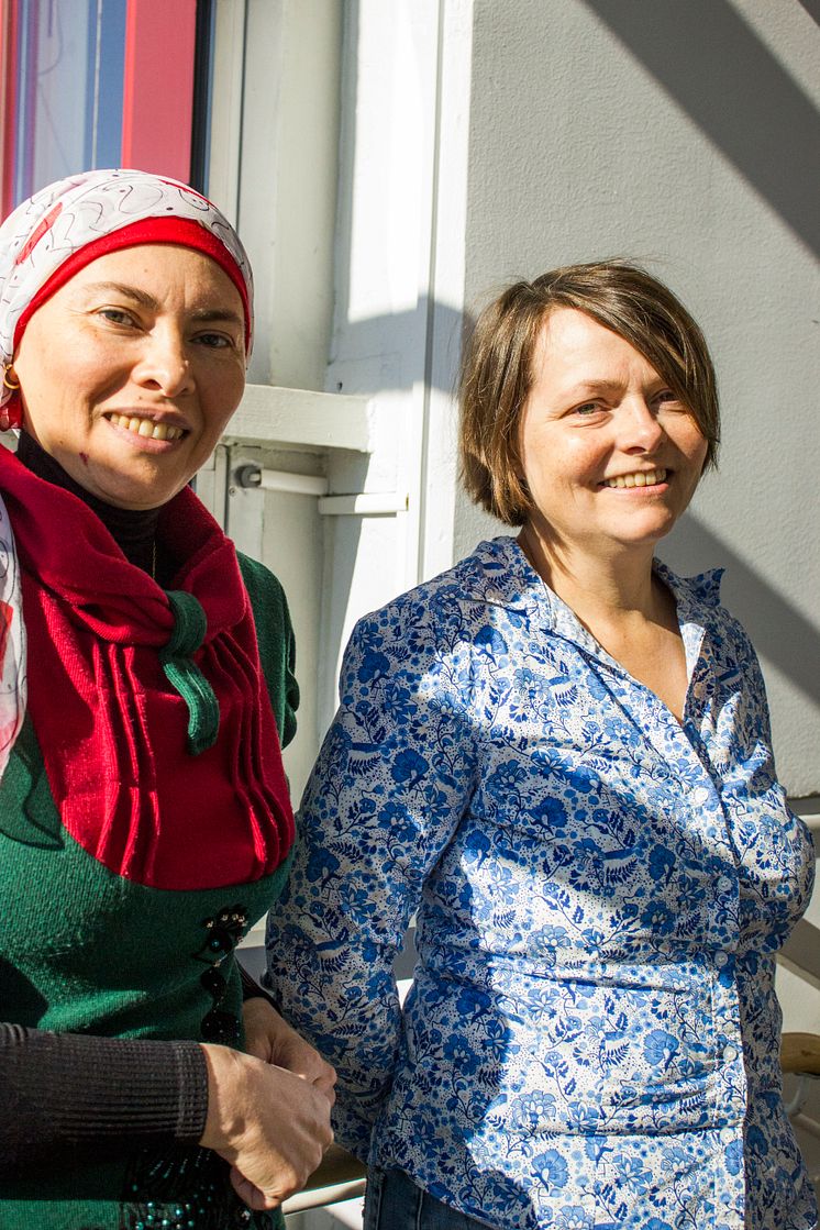 Unik metod spårar cancer forskare Eynas Amer och professor Kerstin Ramser vid Luleå tekniska universitet