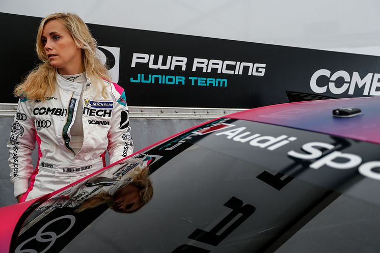 Mikaela Åhlin-Kottulinsky, PWR Racing Junior Team. Foto: Tony Welam/STCC