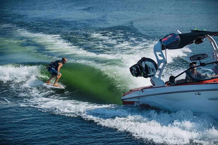 Hi-res image - YANMAR - The new YANMAR diesel package is available on the Super Air Nautique G23