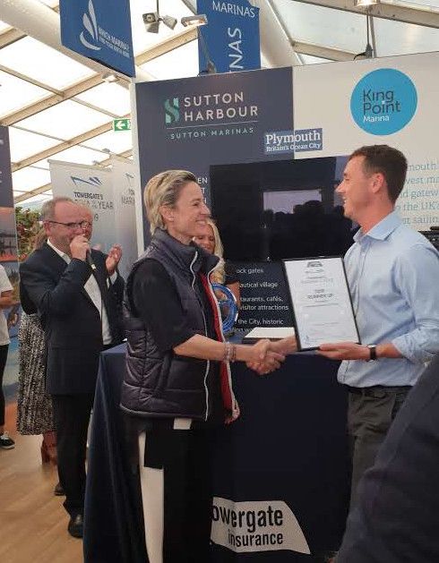 Image - Karpaz Gate Marina - Liza Singer, Managing Director of Karpaz Gate Marina, receives the award for TYHA International Marina of the Year Runner-up 2019 at Southampton Boat Show