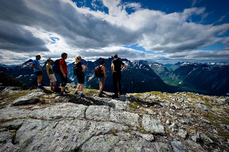 Romsdalseggen - Photo Øystein Tveiten_Romsdalseggen01.jpg