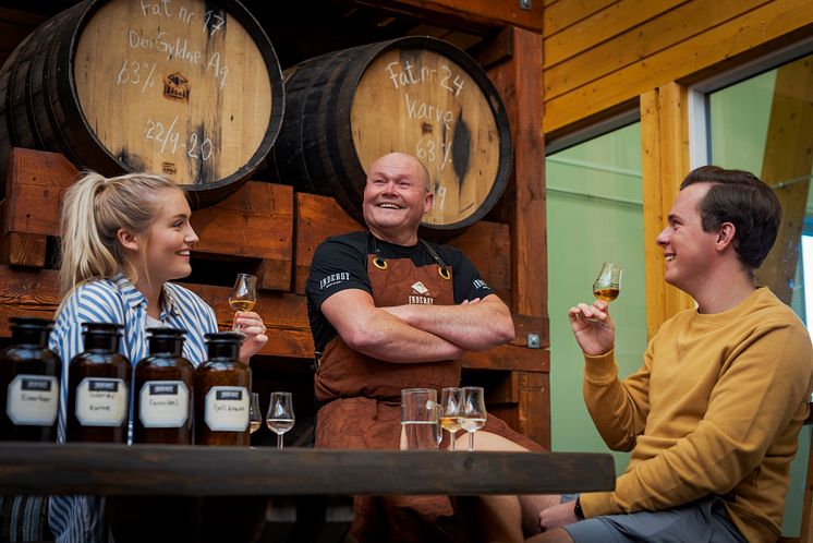 Tasting at Innherred in Trøndelag-Photo -Marius Rua - Explore_Trøndelag