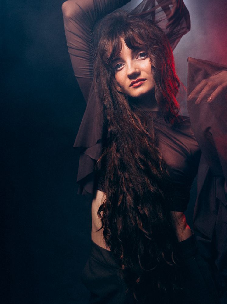 Nomi Tales_Fotograf Lukas Meijer1.jpg