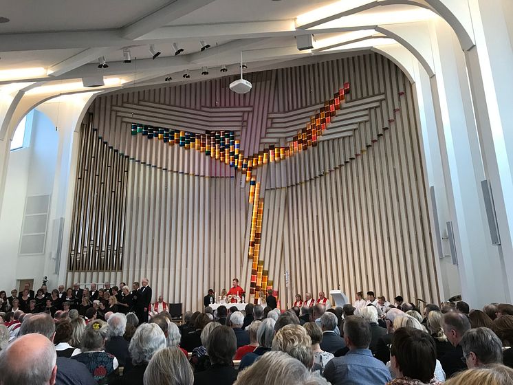 Hønefoss kirke vigslet 10.12.2017