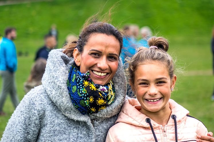 Mimmi och Vanessa Mihajlic, besökare East