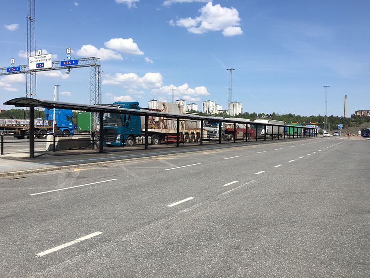 100 meter långt taxiväderskydd, Frihamnen, Stockholm