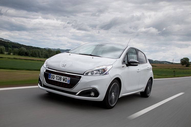 Sverigepremiär för nya Peugeot 208