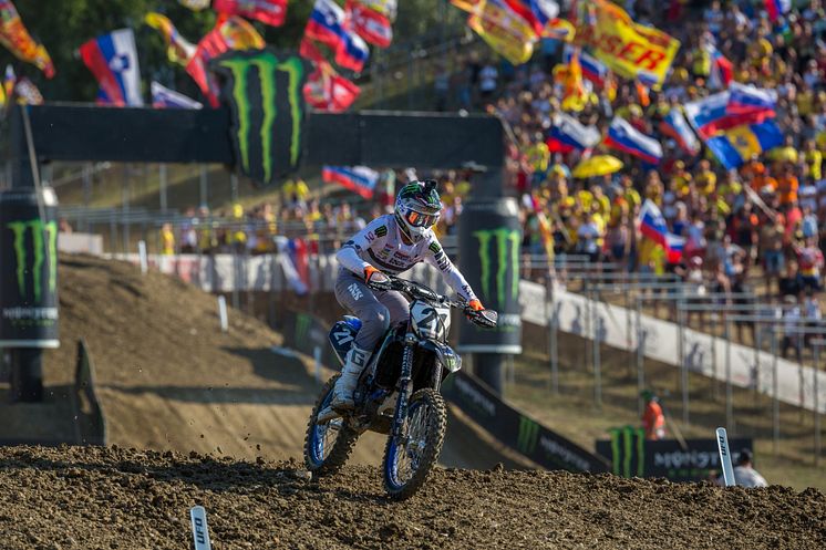 2019081902_010xx_MXGP_Rd15_ポーリン選手_4000